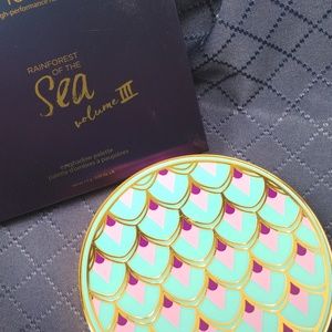 Tarte Rainforest of the Sea ™ Eyeshadow Palette 3